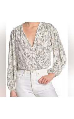 ASTR the Label Plisse Floral Long Sleeve Surplice Wrap Top